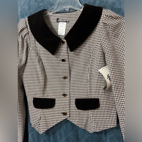 Women's NWT Long Sleeve Button Down Blazer With Felt Crushed Brown Velvet Collar - Picture 5 of 6